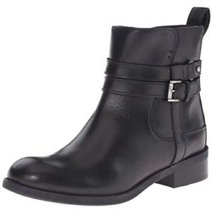 Clarks Austin Pita Black Boots